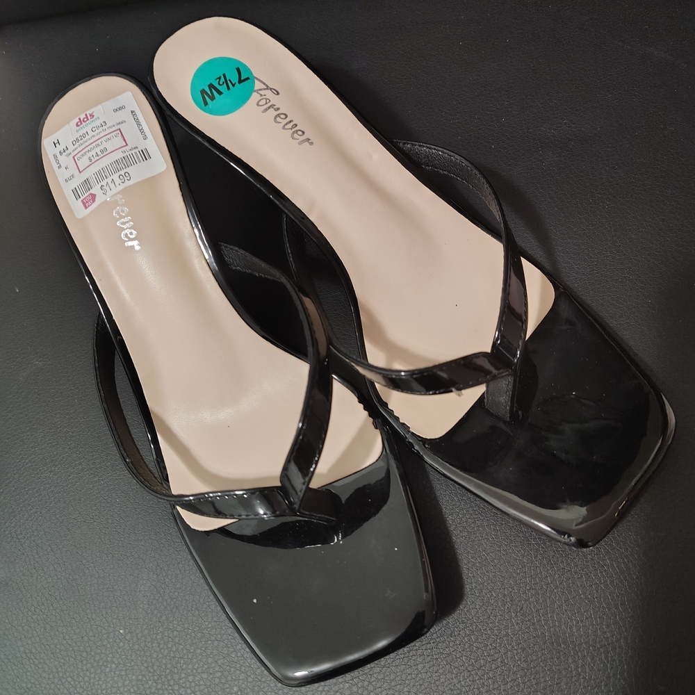 NWT Black Women's Sandals